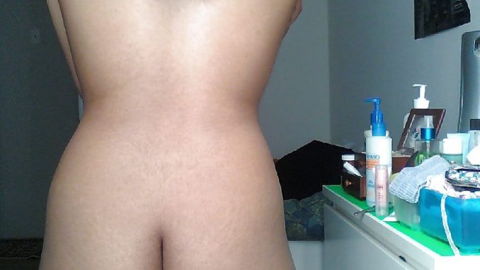 Indian girls nude ass