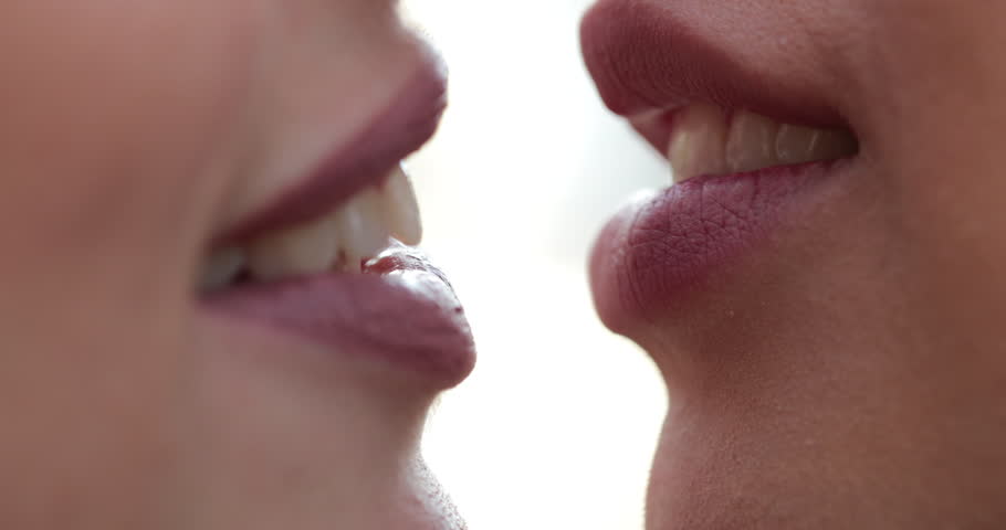 Hot lesbians french kiss