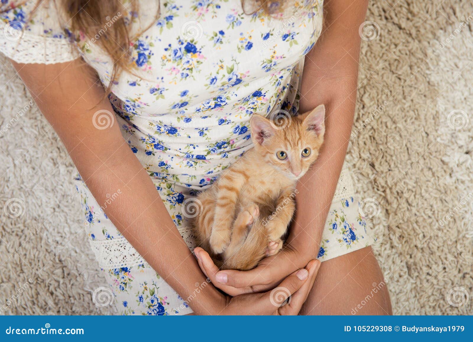 Young teen cute kitties
