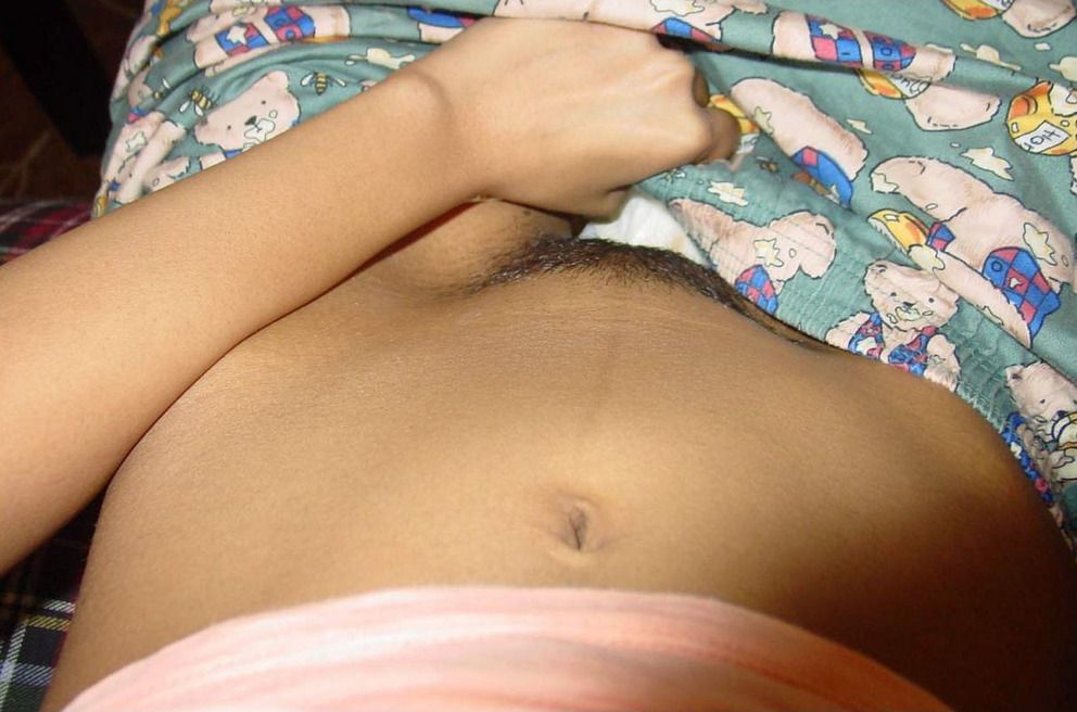 Nude girls selfie pussy on bed