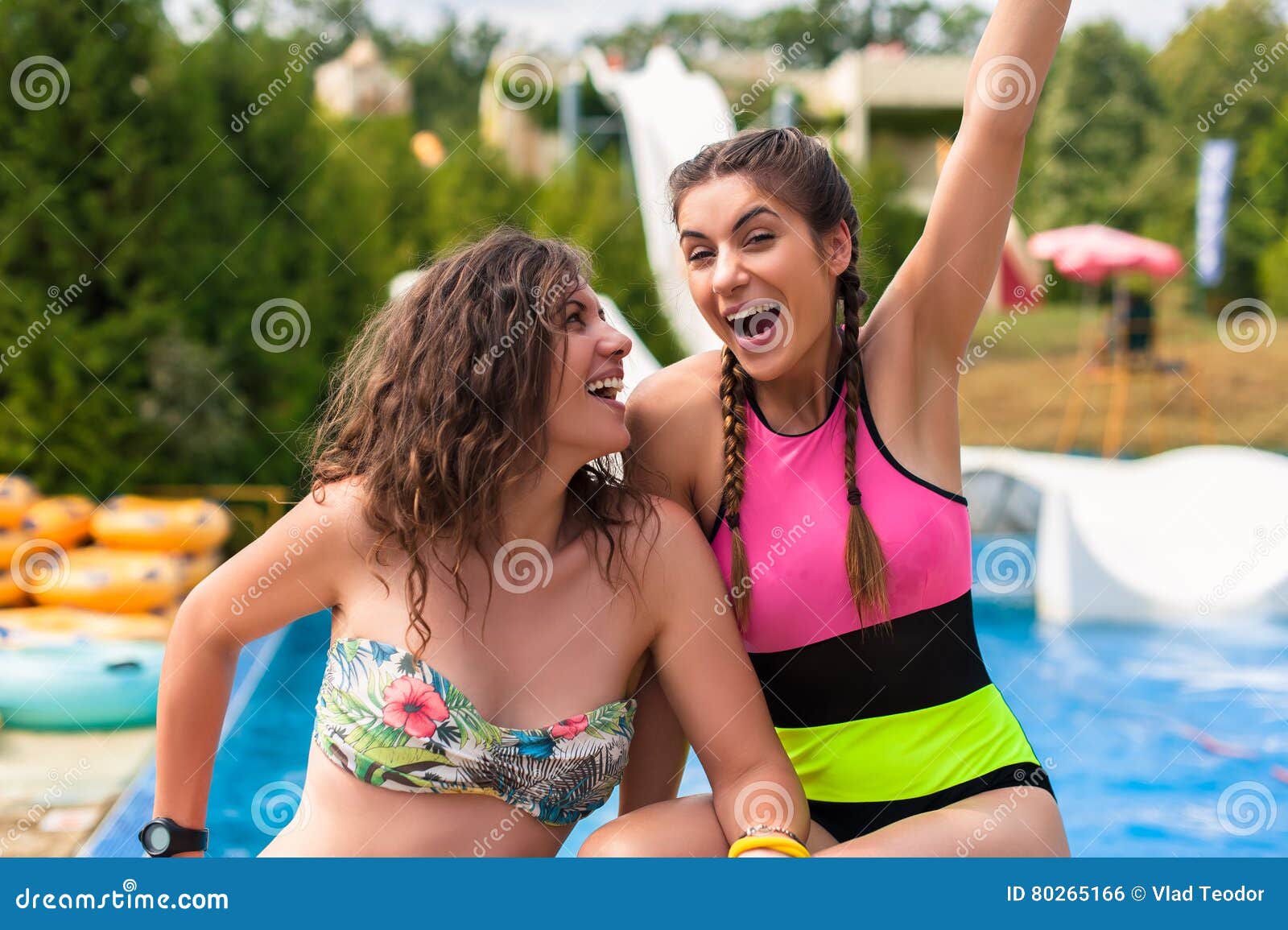 Hot young girls at water park