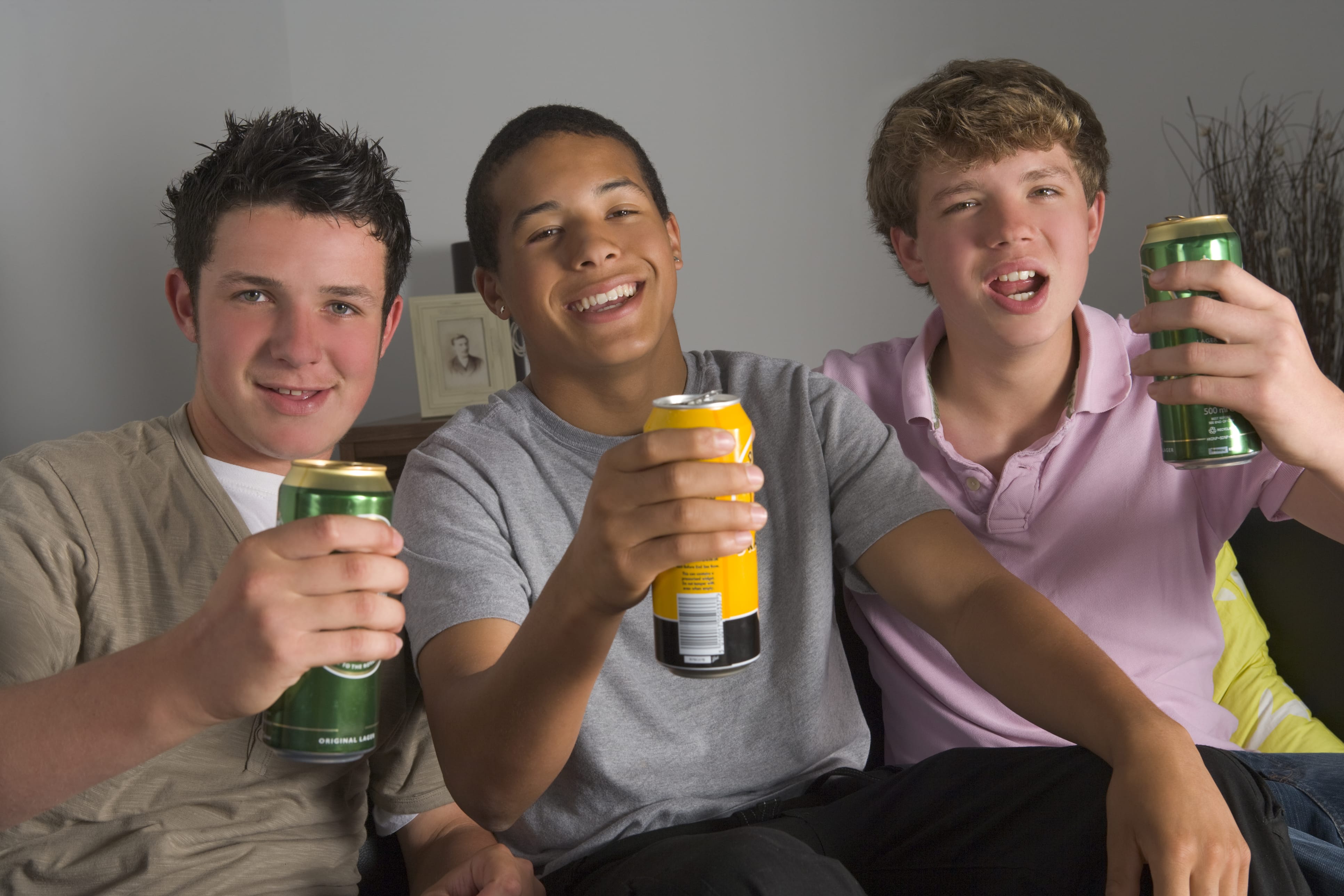Pictures with teens with alcohol