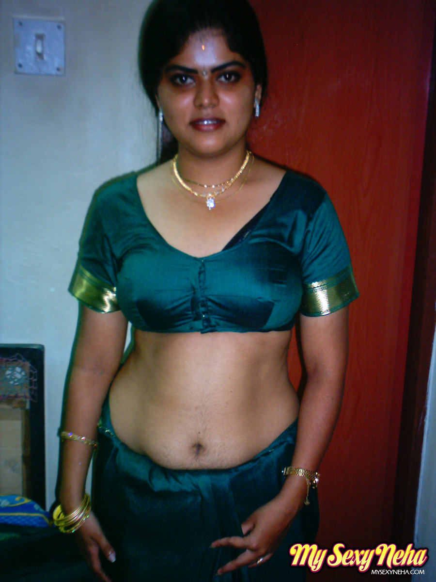 Indian aunty in hot sarees blouses fake xxx images
