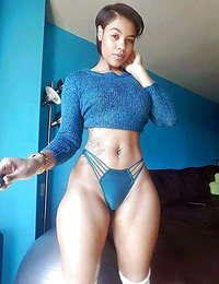 Hottest curvy black girl nude