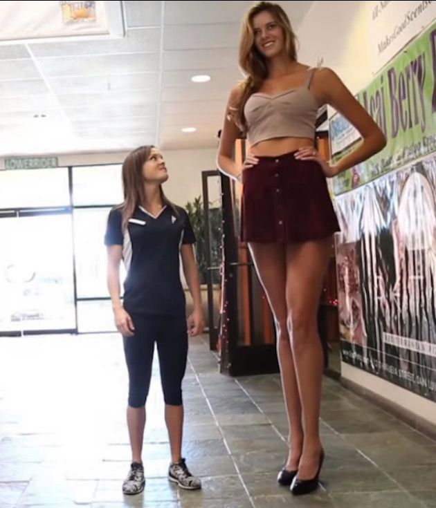 A ass with girl giant